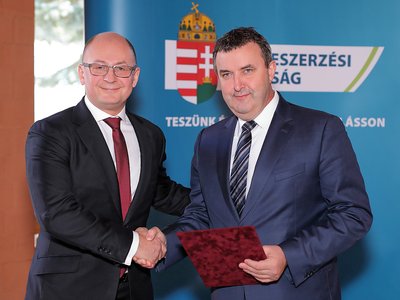 Nyitó.JPG